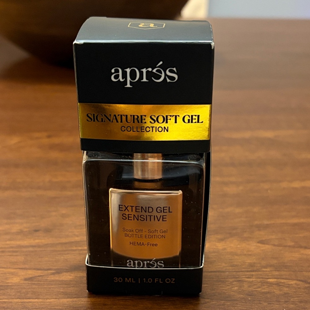 aprés Signature Soft Gel Extend Gel Sensitive